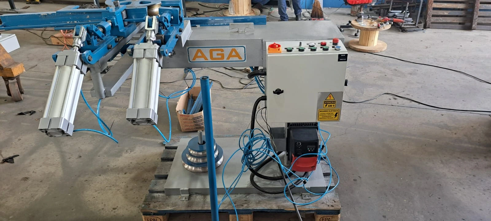 Curvador GA4MP pneumático da linha tradicional AGA