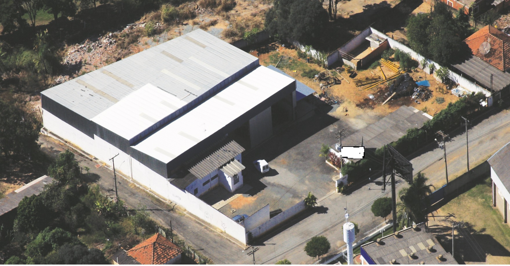 Barracão original da AGA Máquinas em Limeira/SP onde a fábrica começou em 1995